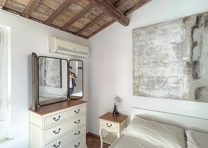 Attic Castel Sant'angelo - Pantheon רומא